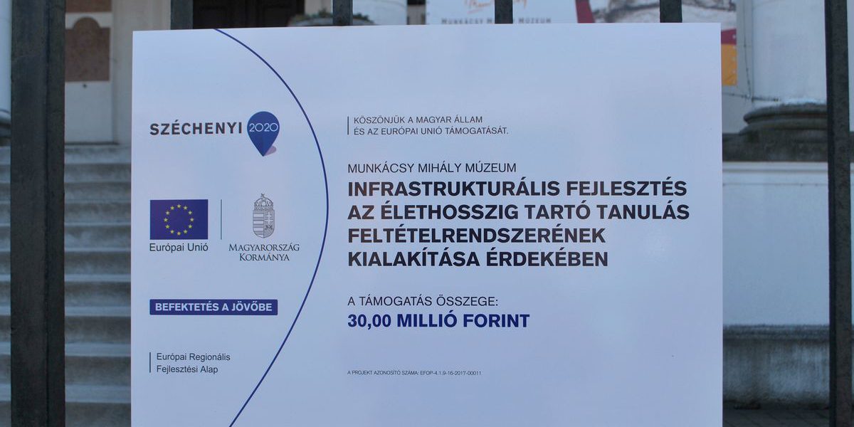 Tájékoztató tábla